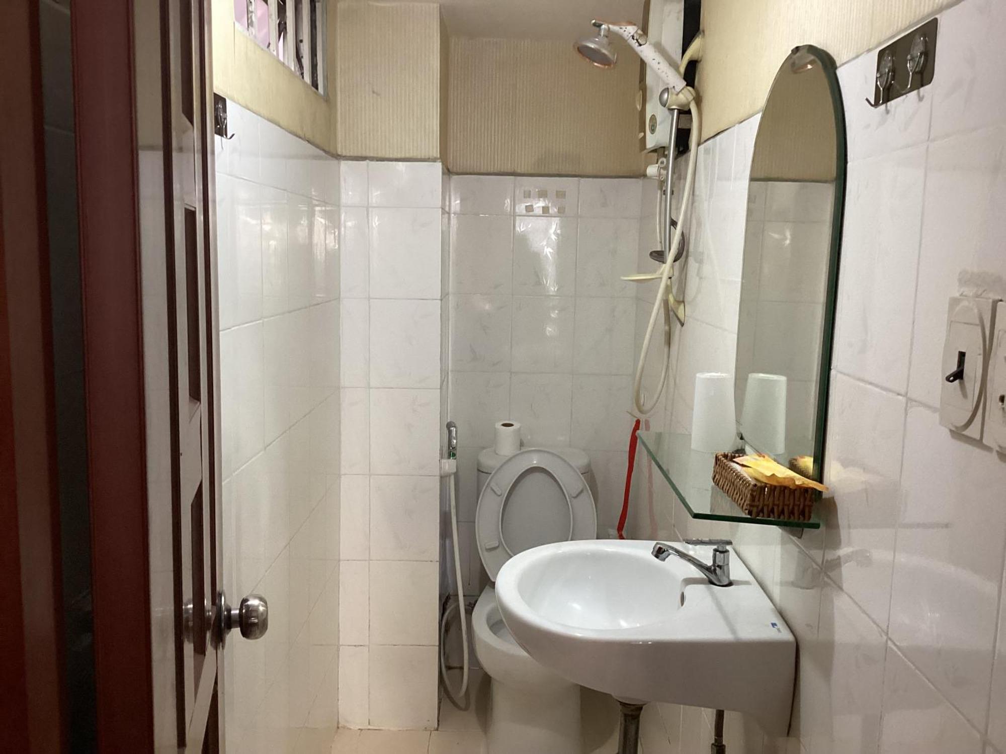 Guest House Uttrang مدينة هوشي منه المظهر الخارجي الصورة