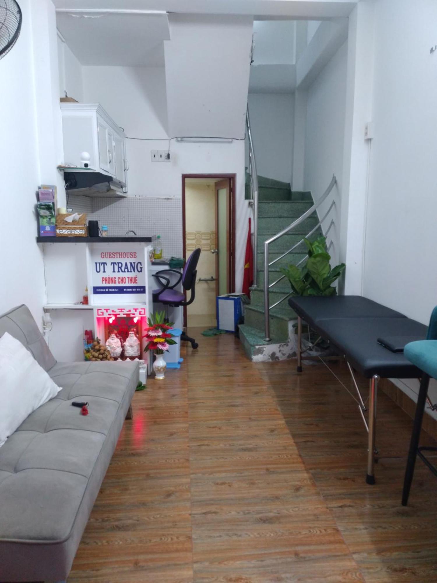 Guest House Uttrang مدينة هوشي منه المظهر الخارجي الصورة
